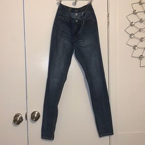 Mid rise skinny jeans